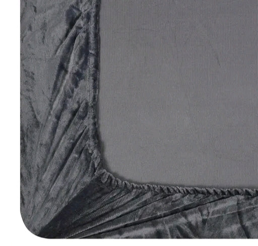 Luxurious Velvet Elastic Fitted Bedsheet Set with 2 Pillow Covers - Plush & Winter Warm
