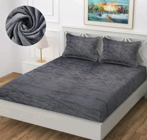 Luxurious Velvet Elastic Fitted Bedsheet Set with 2 Pillow Covers - Plush & Winter Warm