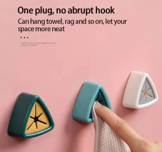 Pack of 4 kitchen plug holder
