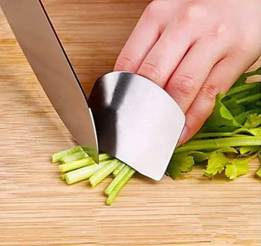 Finger Guard for Safe Cutting