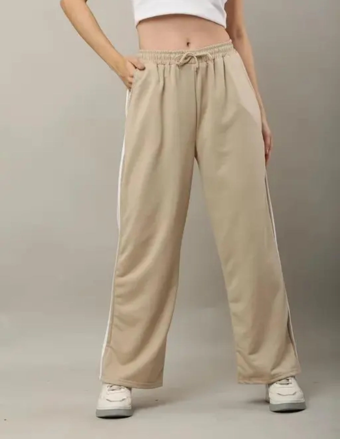Pack of 2 Women’s Wide-Leg Track Pants – Stylish & Comfortable Activewear