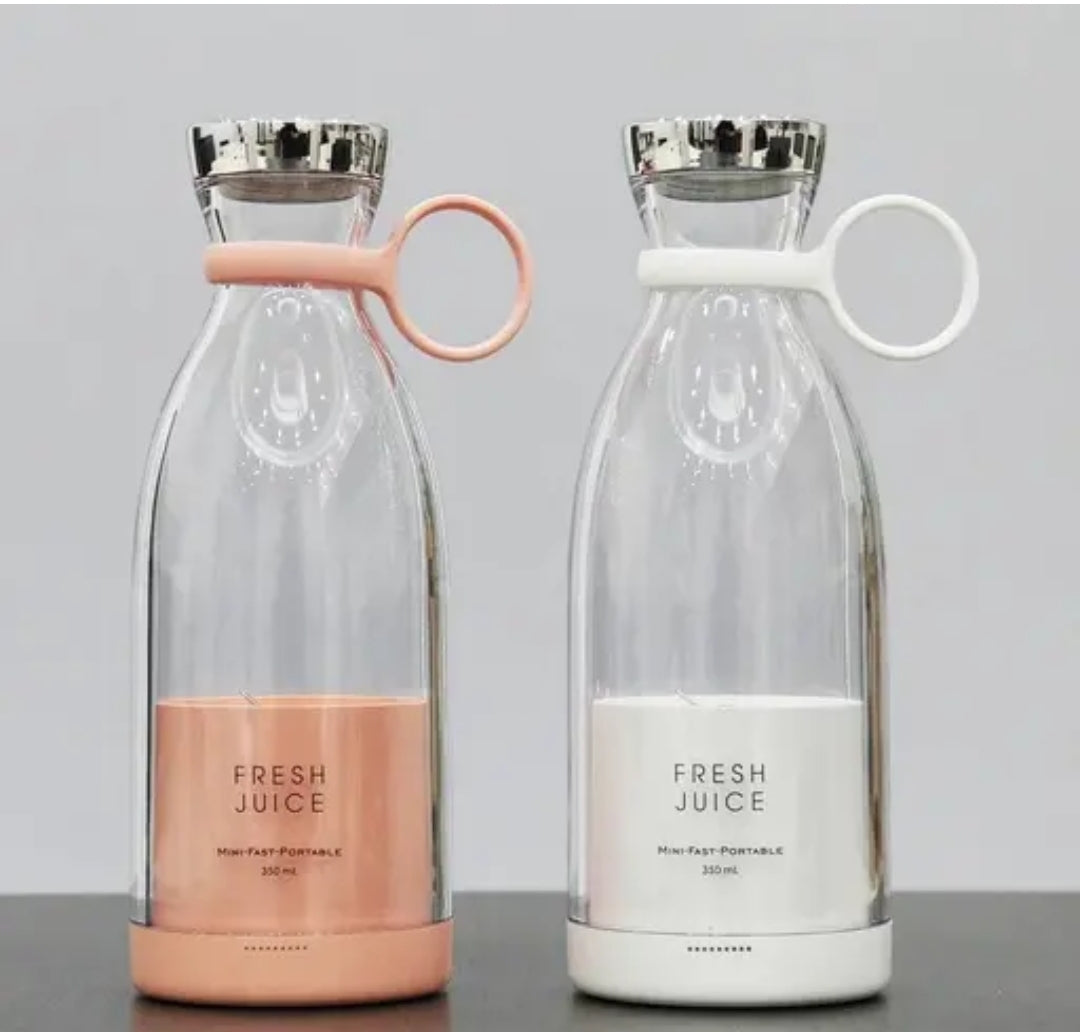 USB Rechargeable Portable Blender – Blend Anywhere, Anytime!
