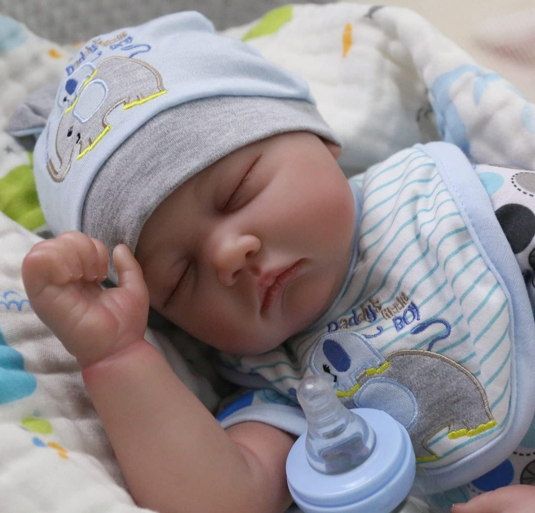 Lifelike Reborn Baby Doll Gift Set – Perfect Birthday & Christmas Present for Kids or Elderly Parents