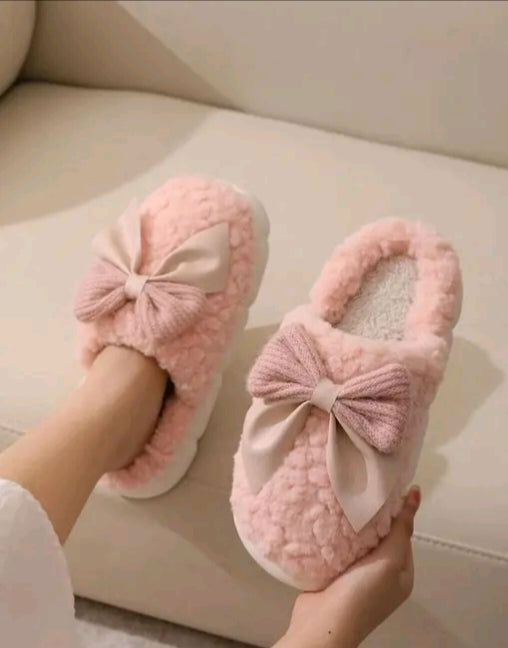 Cozy Postpartum Slippers – Ultra-Soft & Supportive (Pink/White/Light Green)